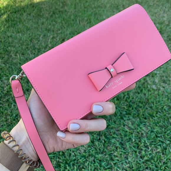 kate spade Handbags - 🔥FINAL SALE🔥Kate Spade Wristlet